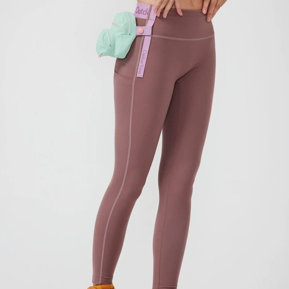 Outdoor Voices Snacks 7/8 Legging in Deep Taupe